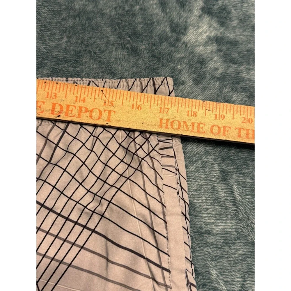 Nike Board Shorts Small Men Grey Geometric Grid Swoosh Mesh Lined Swim Trunks